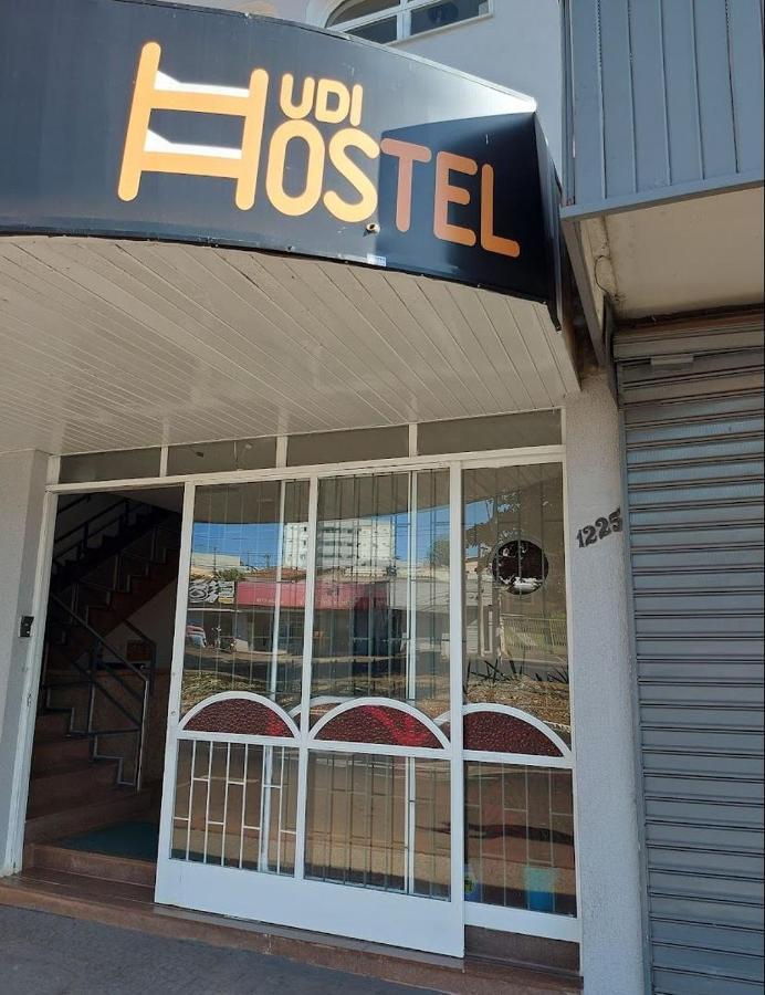 Udi Hostel Hospedaria Economica Uberlândia Buitenkant foto